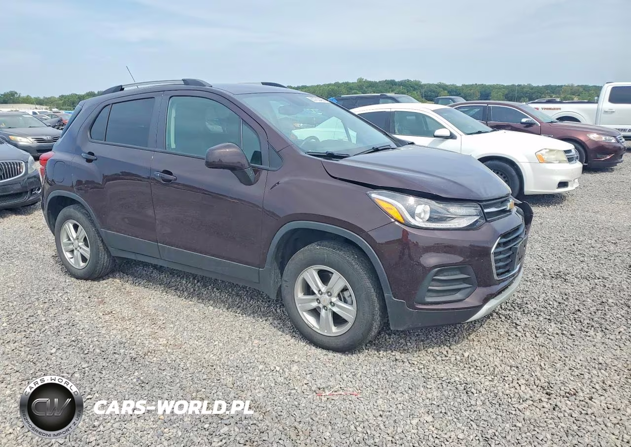2022 Chevrolet Trax 1Lt VIN:KL7CJPSM6NB558138 - 4