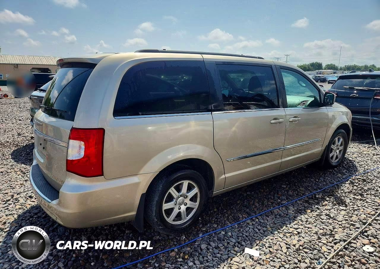 2012 Chrysler Town & Country Touring VIN:2C4RC1BG4CR314064 - 3