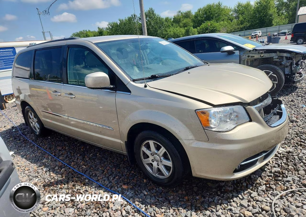 2012 Chrysler Town & Country Touring VIN:2C4RC1BG4CR314064 - 4