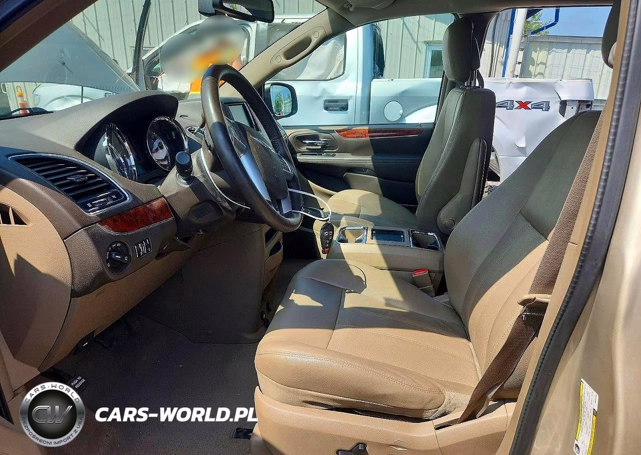 2012 Chrysler Town & Country Touring VIN:2C4RC1BG4CR314064 - 7