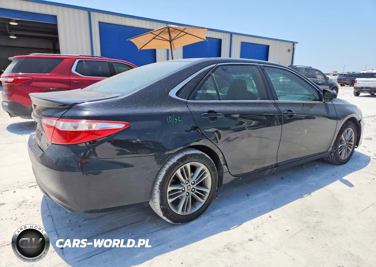 2016 Toyota Camry Se VIN:4T1BF1FK6GU154555 - 3