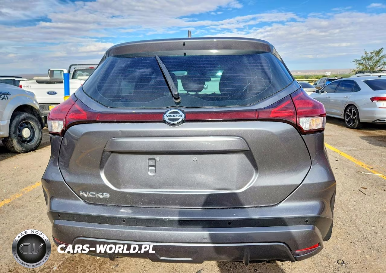 2020 Nissan Kicks S VIN:3N1CP5BVXML521267 - 6