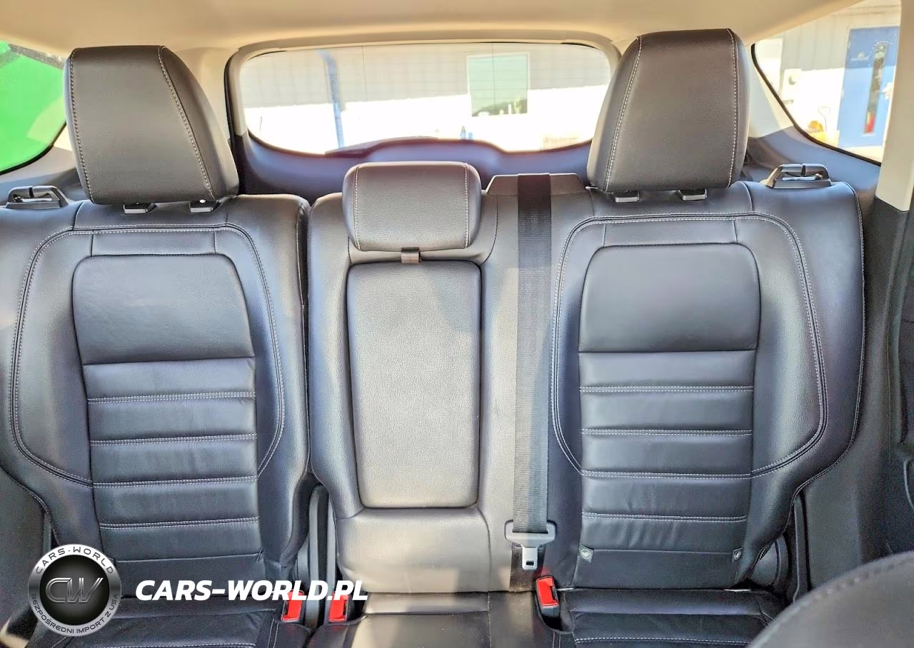 2017 Ford Escape Titanium VIN:1FMCU0JD8HUE22343 - 10