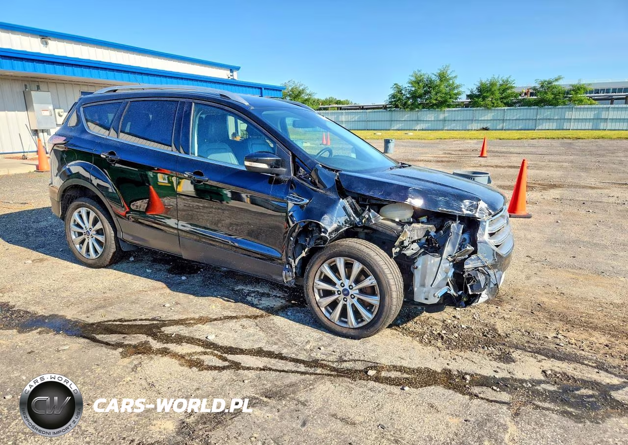 2017 Ford Escape Titanium VIN:1FMCU0JD8HUE22343 - 4