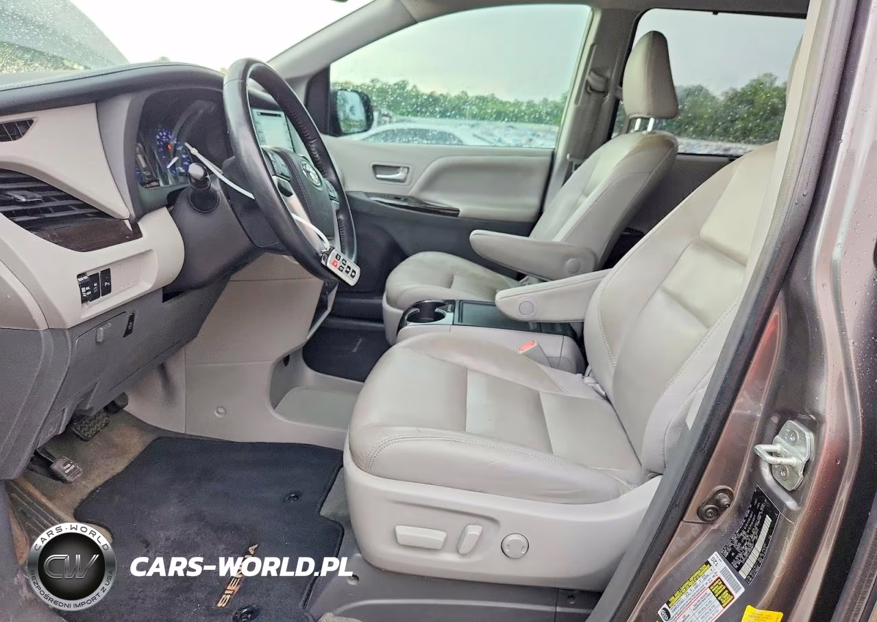 2018 Toyota Sienna Xle 8-Passenger VIN:5TDYZ3DC4JS958877 - 7