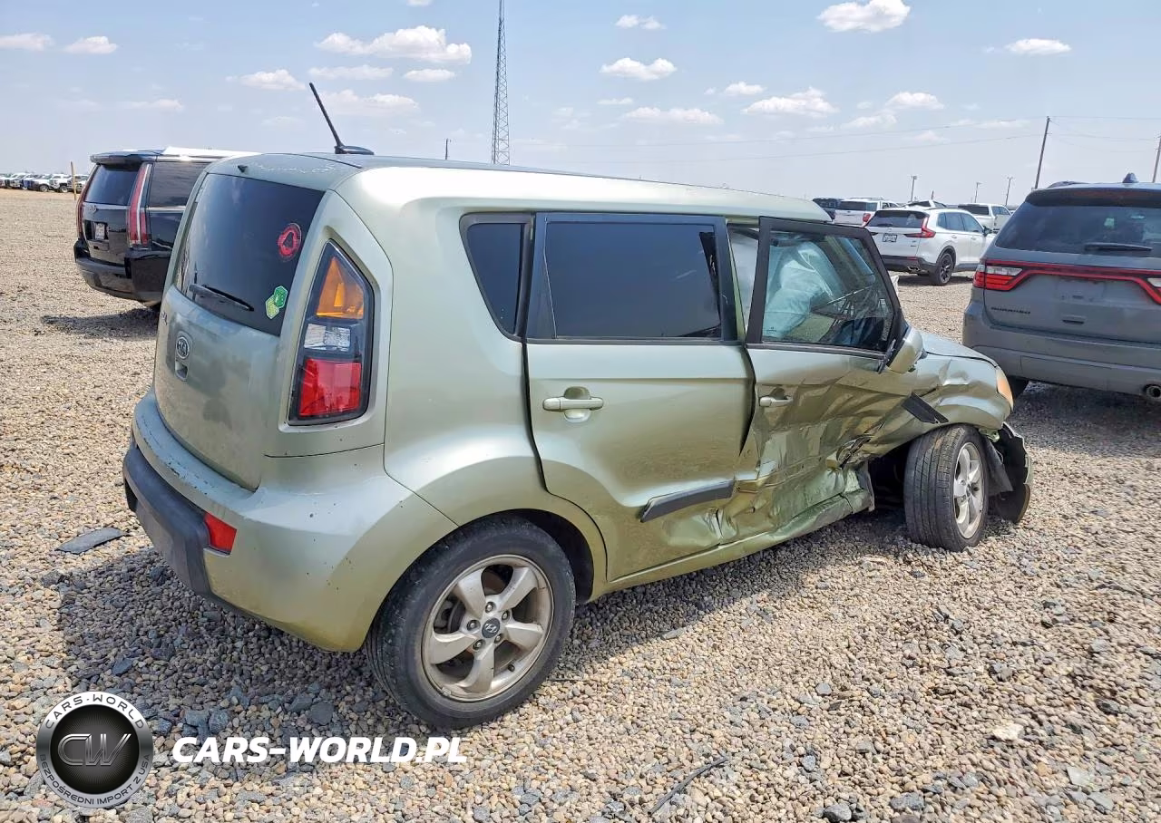 2011 Kia Soul ! VIN:KNDJT2A24B7203202 - 3