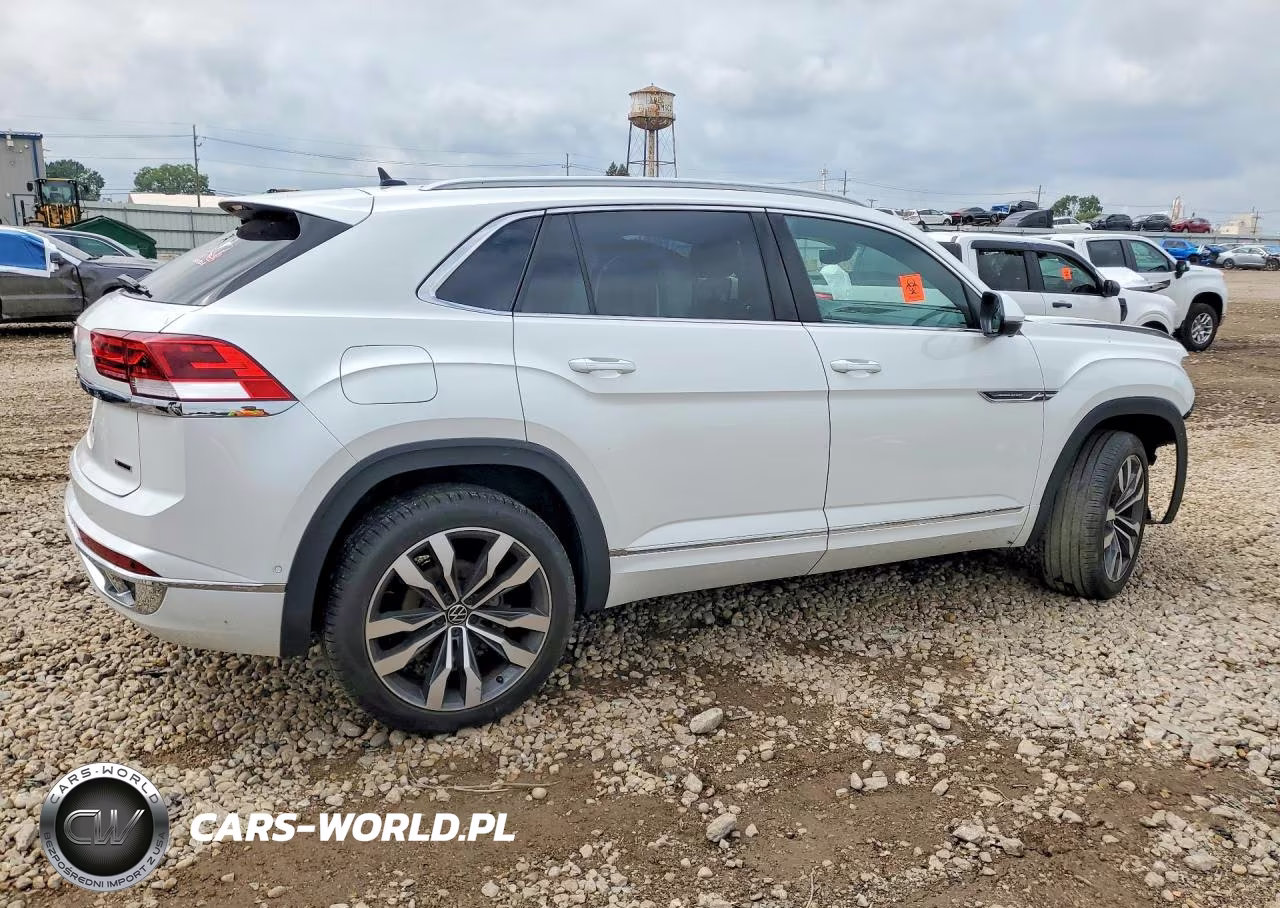 2021 Volkswagen Atlas Cross Sport Sel Premium R-Line VIN:1V2FE2CA4MC241574 - 3
