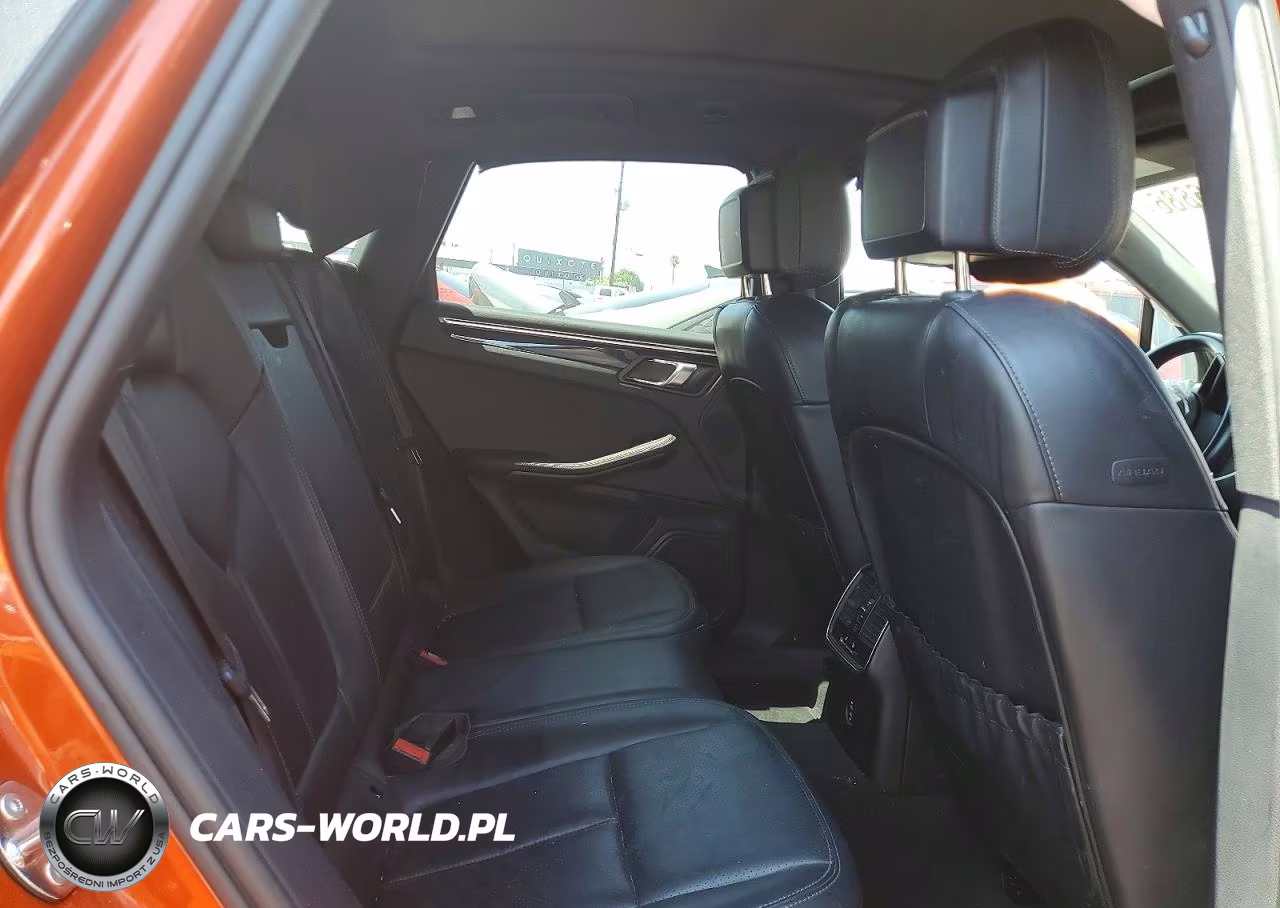 2023 Porsche Macan Base VIN:WP1AA2A51PLB20601 - 11