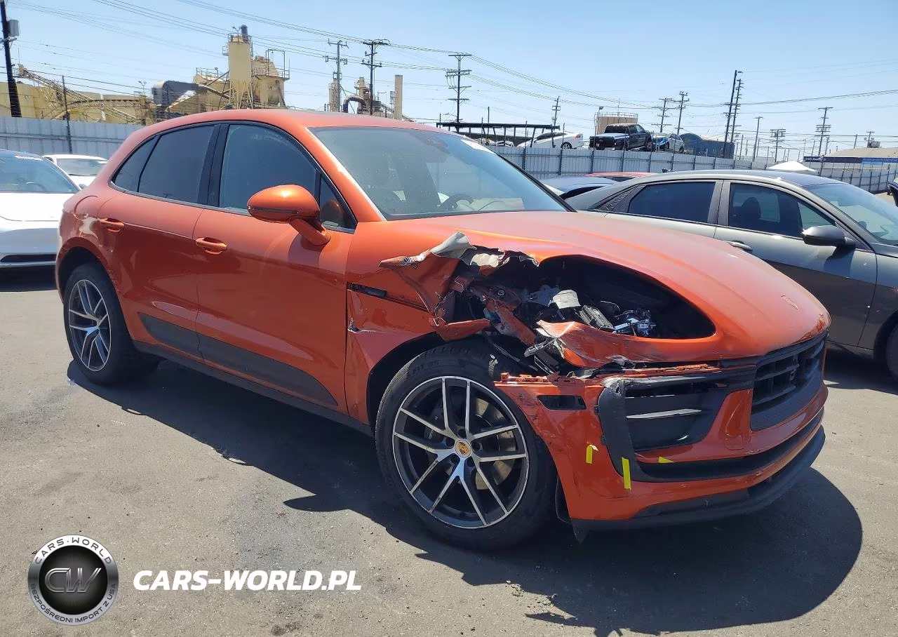 2023 Porsche Macan Base VIN:WP1AA2A51PLB20601 - 4