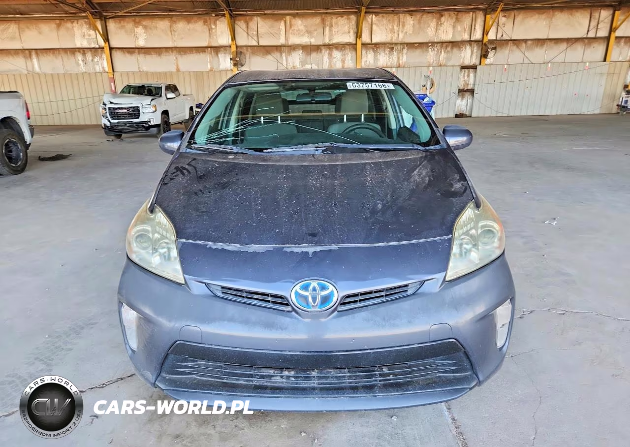 2013 Toyota Prius Two VIN:JTDKN3DU9D5599045 - 5