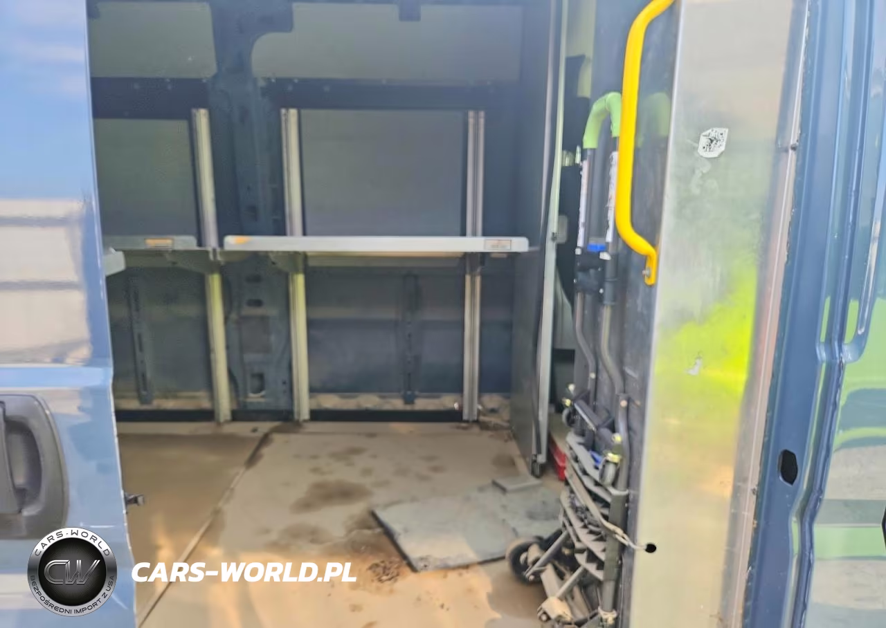 2020 Ram Promaster 3500 Delivery Van VIN:3C6URVJG3LE140563 - 11