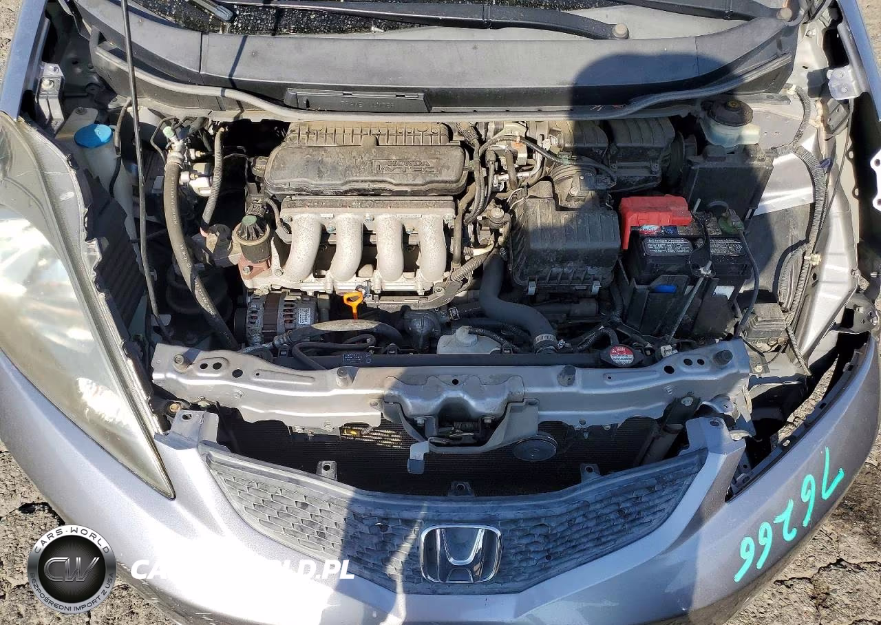 2010 Honda Fit VIN:JHMGE8H20AS011444 - 11