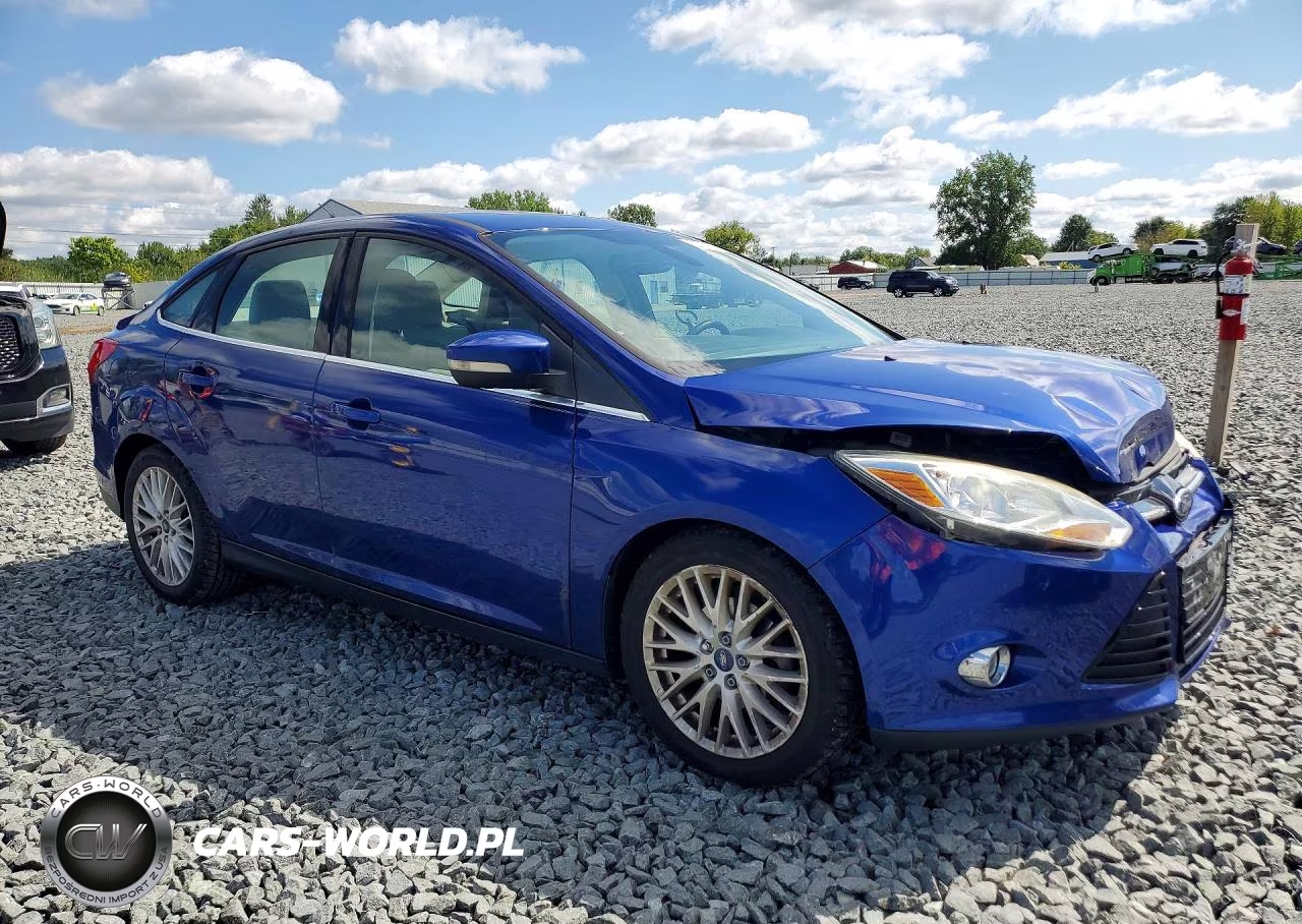 2012 Ford Focus Sel VIN:1FAHP3H28CL464121 - 4