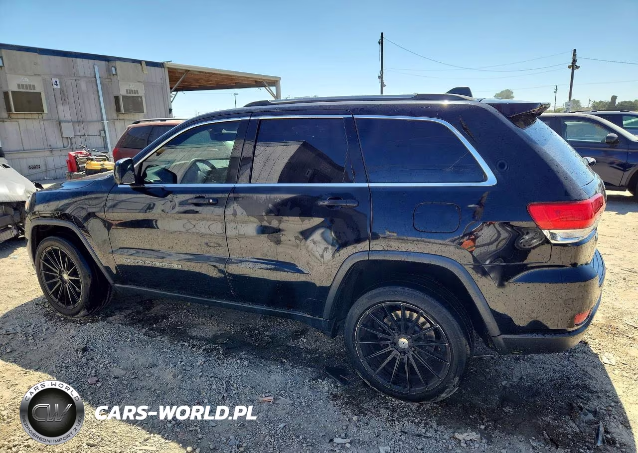 2017 Jeep Grand Cherokee Laredo VIN:1C4RJEAG9HC740752 - 2