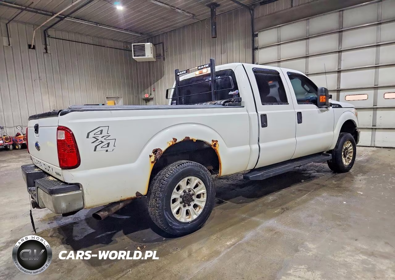 2013 Ford F250 Super Duty VIN:1FT7W2B68DEA95555 - 3