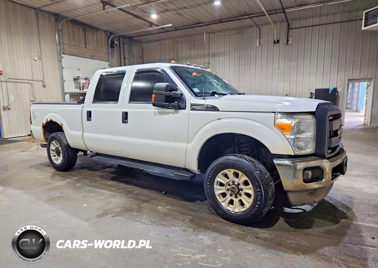 2013 Ford F250 Super Duty VIN:1FT7W2B68DEA95555 - 4