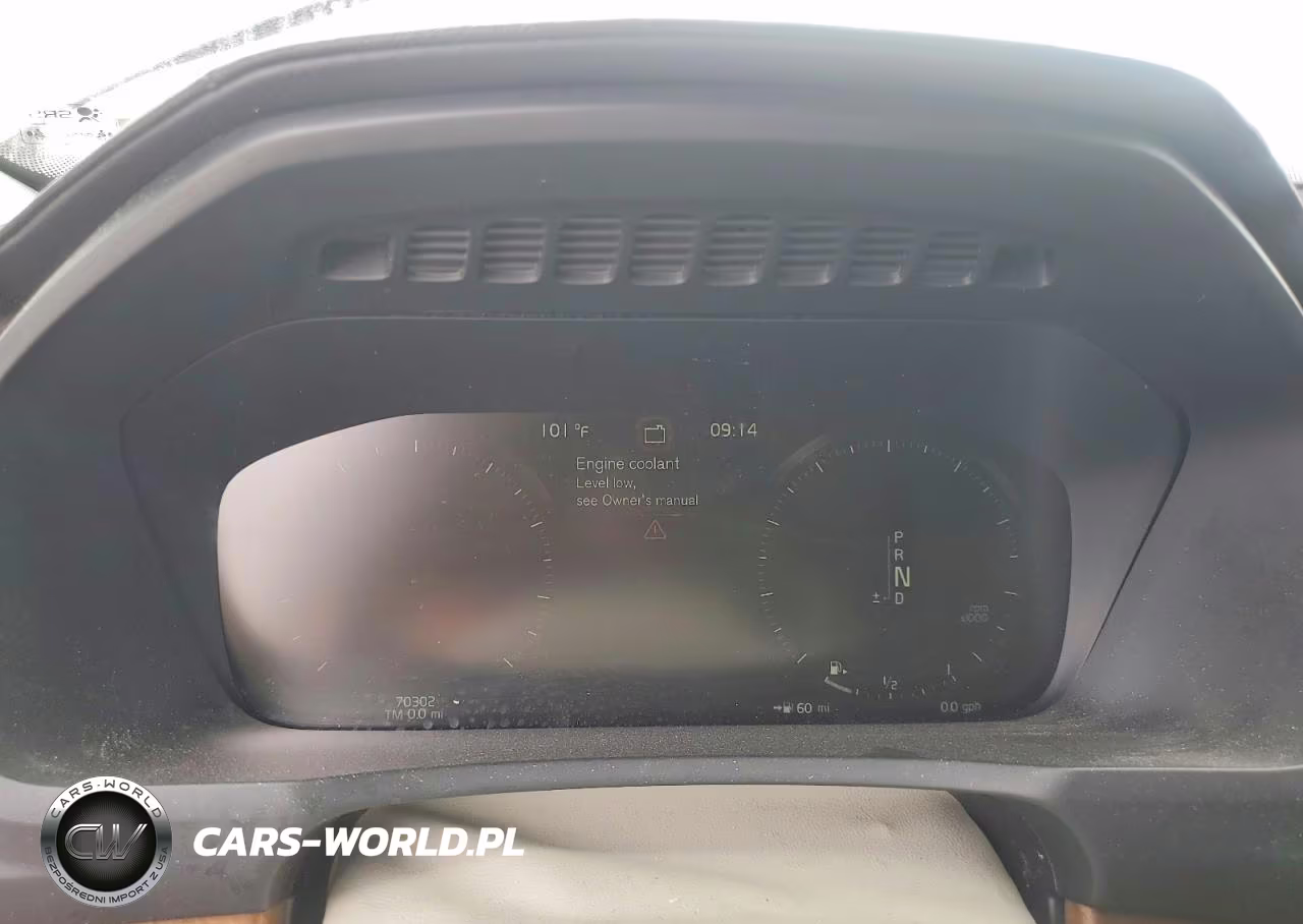 2018 Volvo Xc90 T6 VIN:YV4A22PL8J1198636 - 9