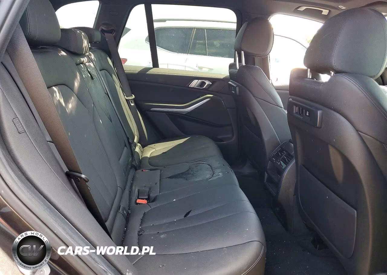 2022 BMW X5 xDrive40I VIN:5UXCR6C01N9K20766 - 11