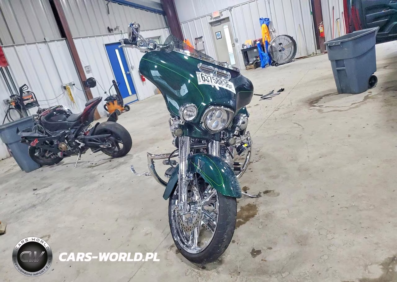 2016 Harley-Davidson Flhxs Street Glide Special VIN:1HD1KRM13GB639024 - 2