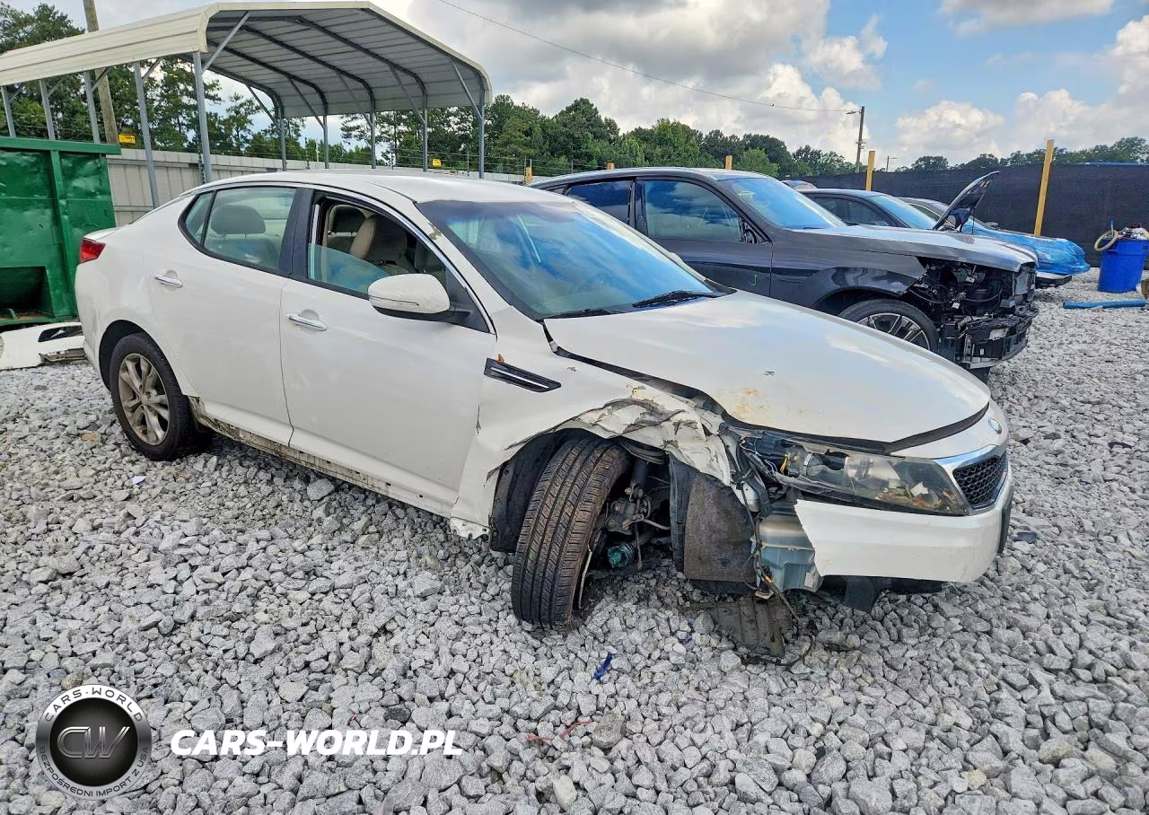 2013 Kia Optima Lx VIN:5XXGM4A70DG123596 - 4