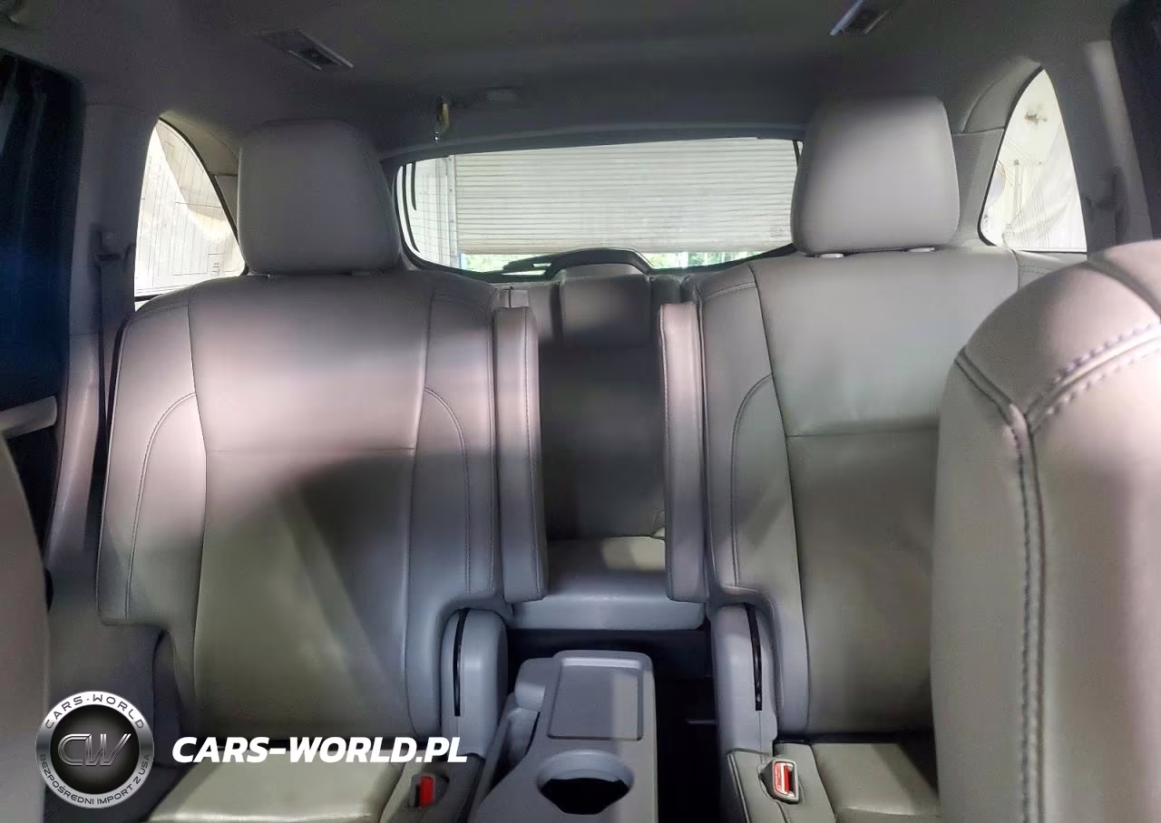 2019 Toyota Highlander Xle VIN:5TDJZRFH5KS570779 - 10