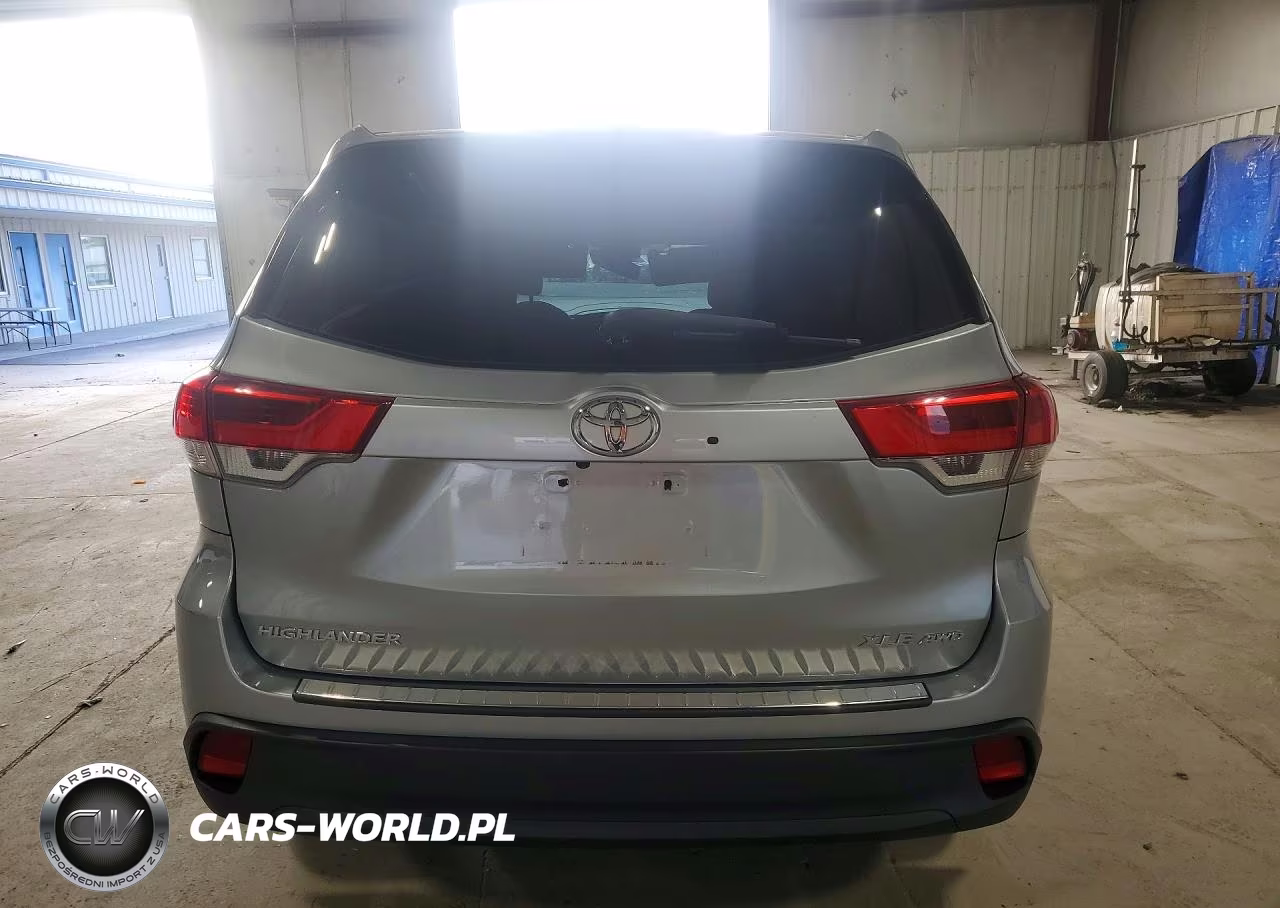 2019 Toyota Highlander Xle VIN:5TDJZRFH5KS570779 - 6