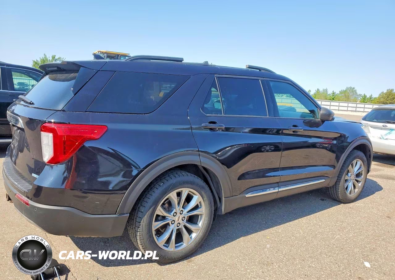 2020 Ford Explorer Xlt VIN:1FMSK8DH9LGA92654 - 3