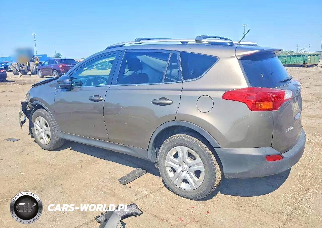 2015 Toyota Rav4 Le VIN:JTMBFREV7FD116006 - 2