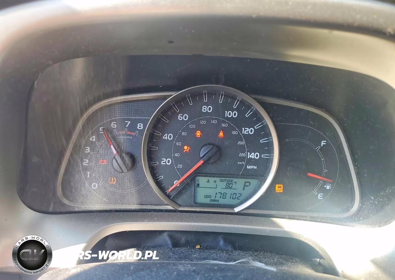 2015 Toyota Rav4 Le VIN:JTMBFREV7FD116006 - 9