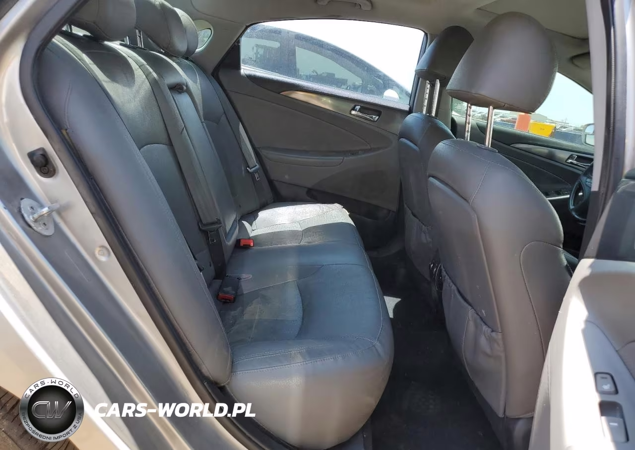 2012 Hyundai Sonata Hybrid VIN:KMHEC4A44CA046317 - 10