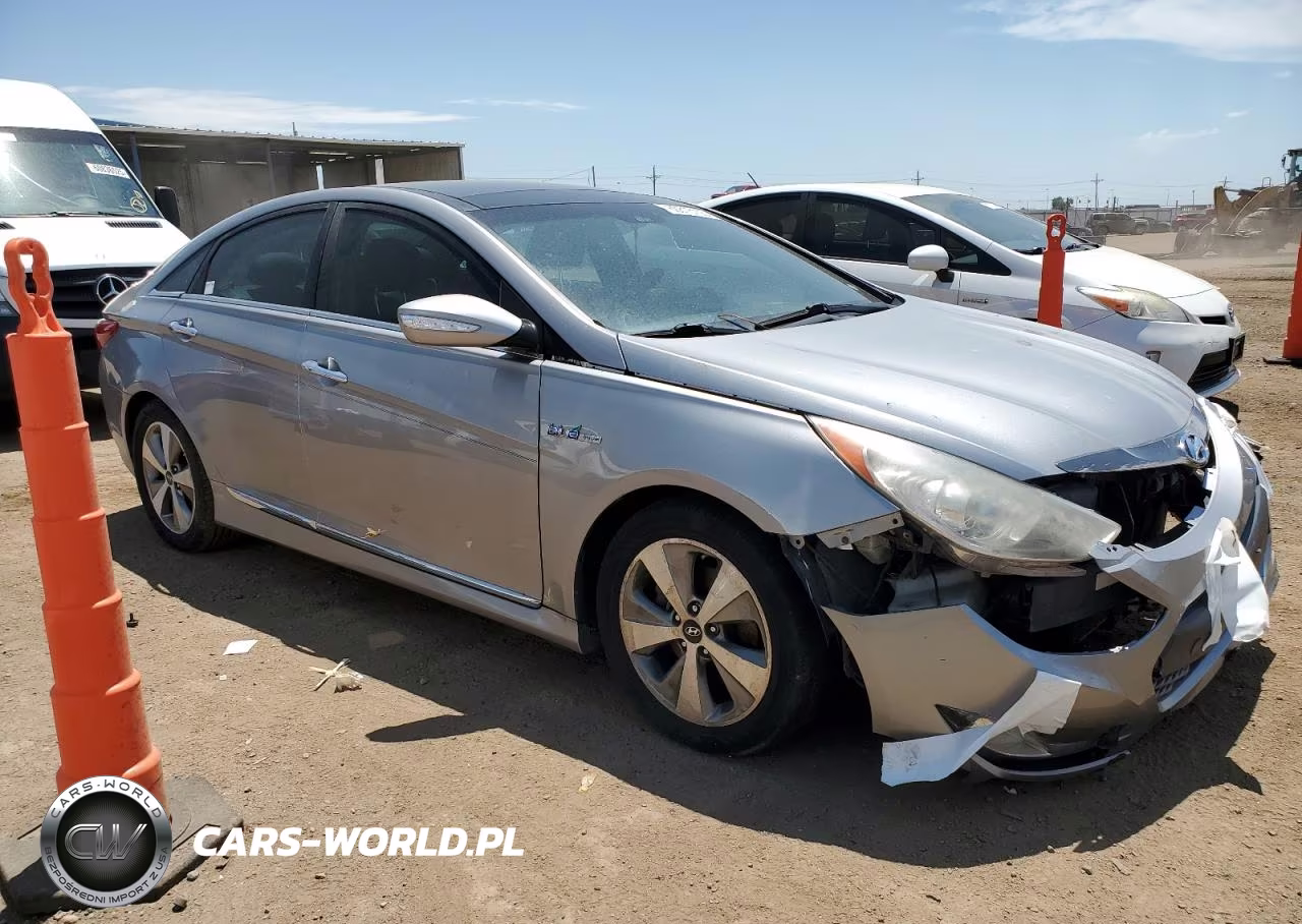 2012 Hyundai Sonata Hybrid VIN:KMHEC4A44CA046317 - 4