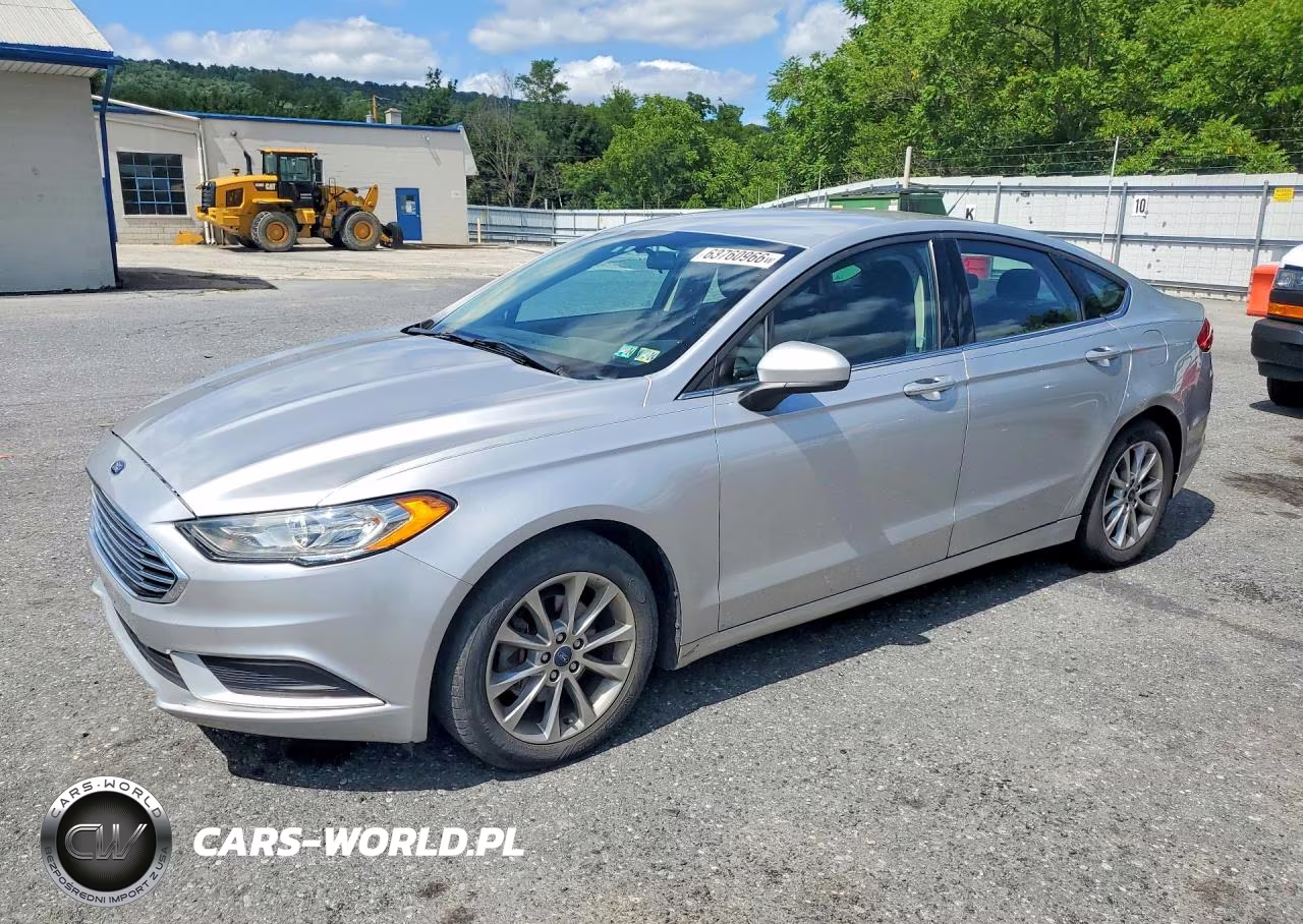 2017 Ford Fusion Se – zdjęcie 1 z 12