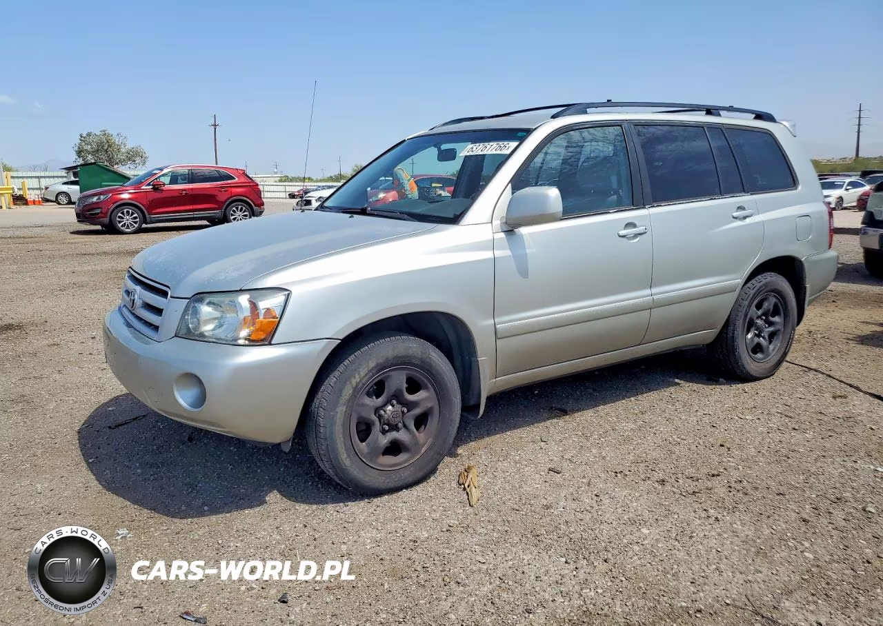 2005 Toyota Highlander Base
