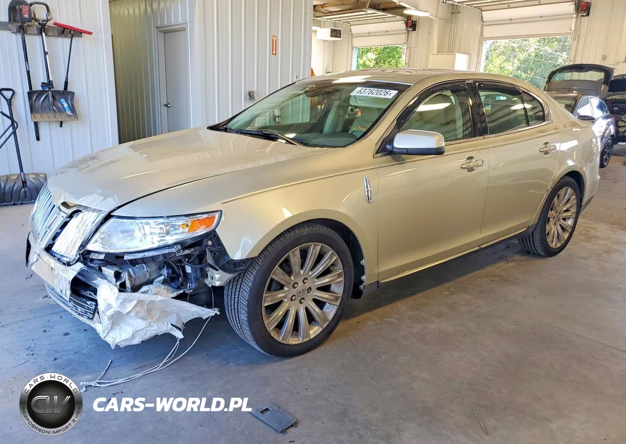 2011 Lincoln Mks