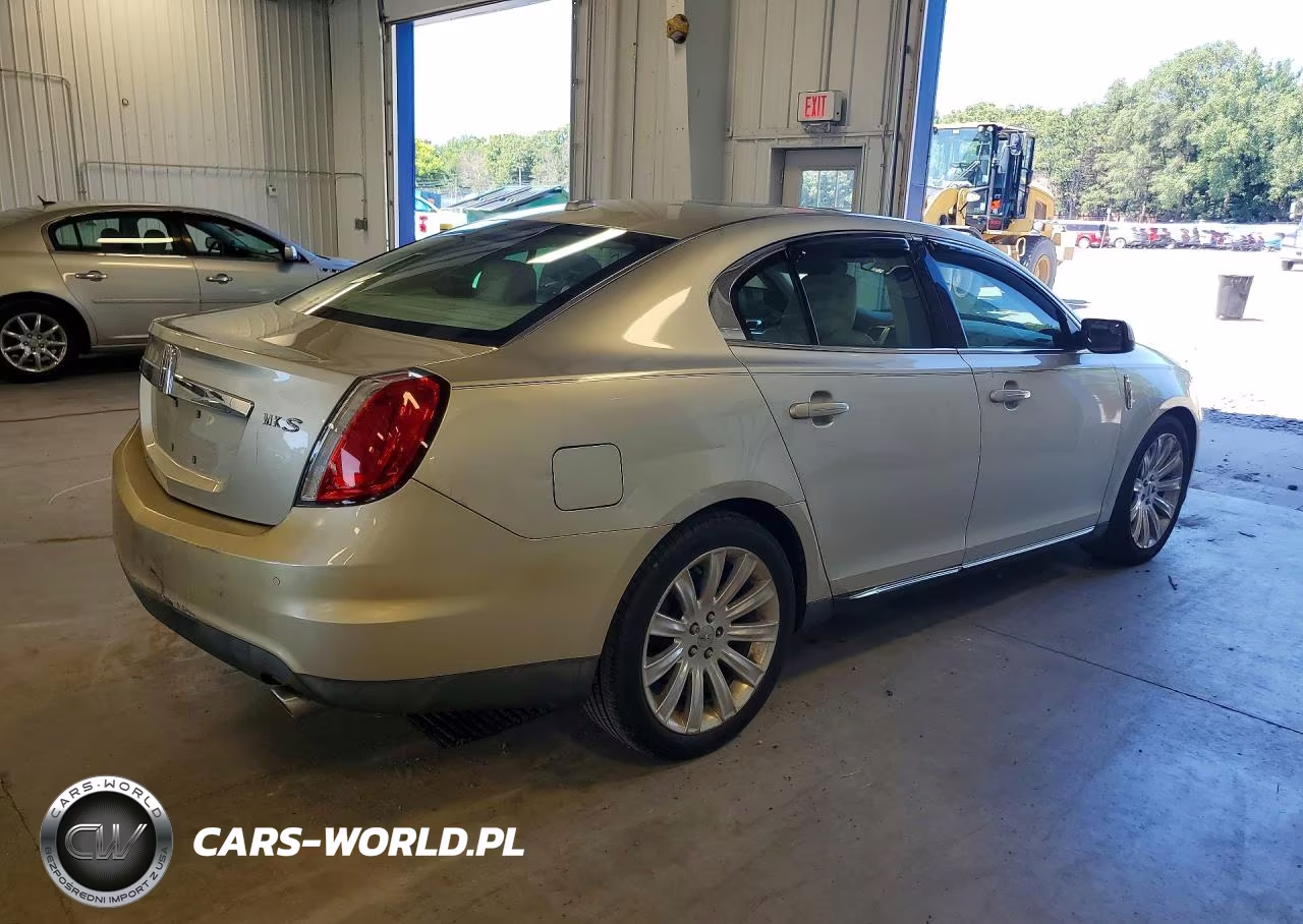 2011 Lincoln Mks VIN:1LNHL9DR7BG608093 - 3