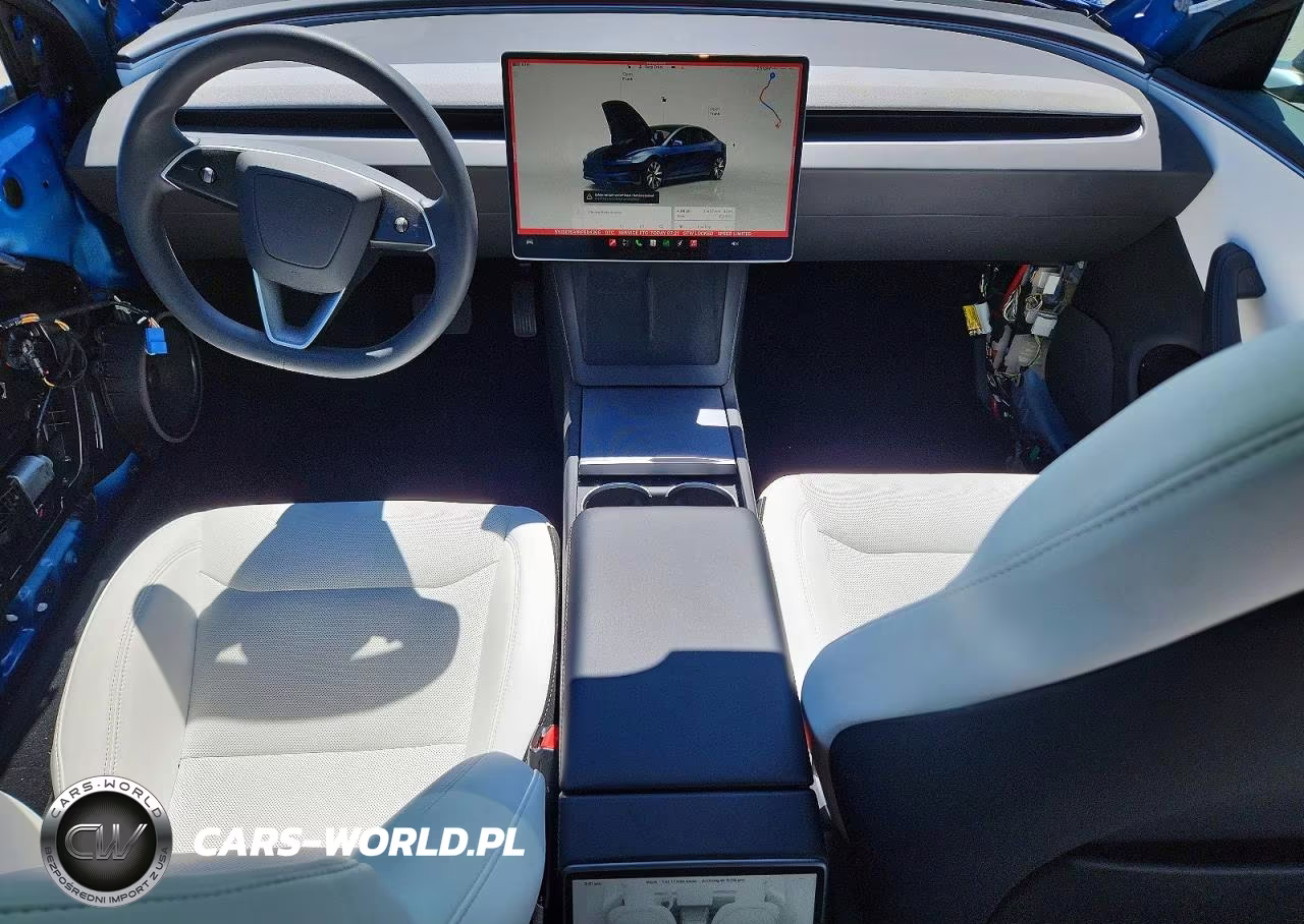 2024 Tesla Model 3 VIN:5YJ3E1EA1RF864365 - 8