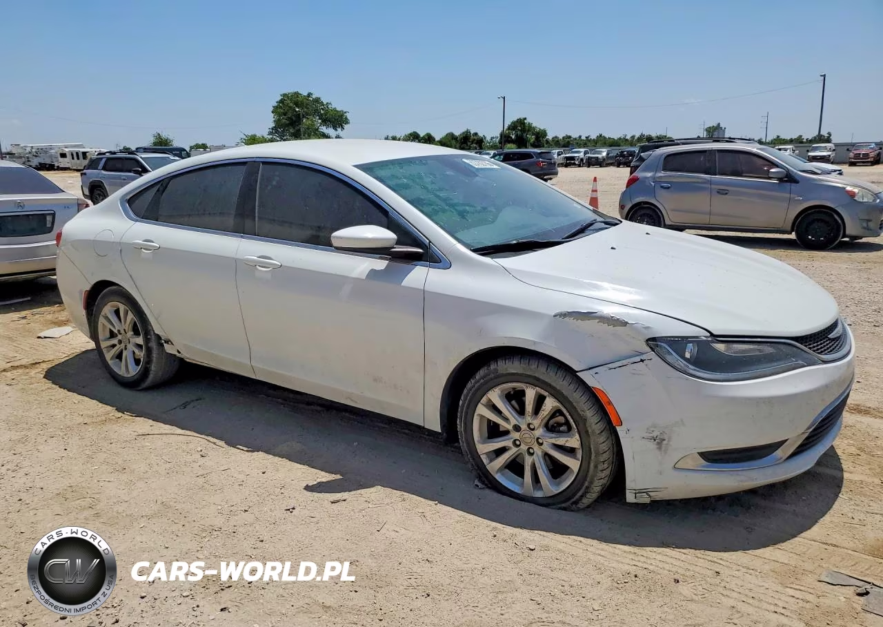 2015 Chrysler 200 Limited VIN:1C3CCCAB2FN662233 - 4