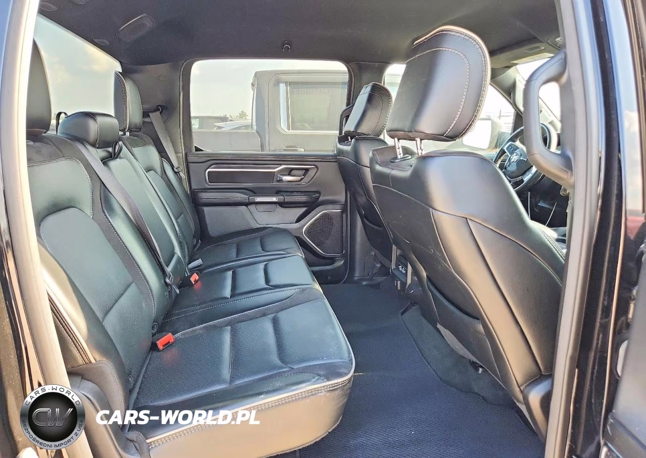 2024 Ram 1500 Laramie VIN:1C6RREJT2RN218709 - 10