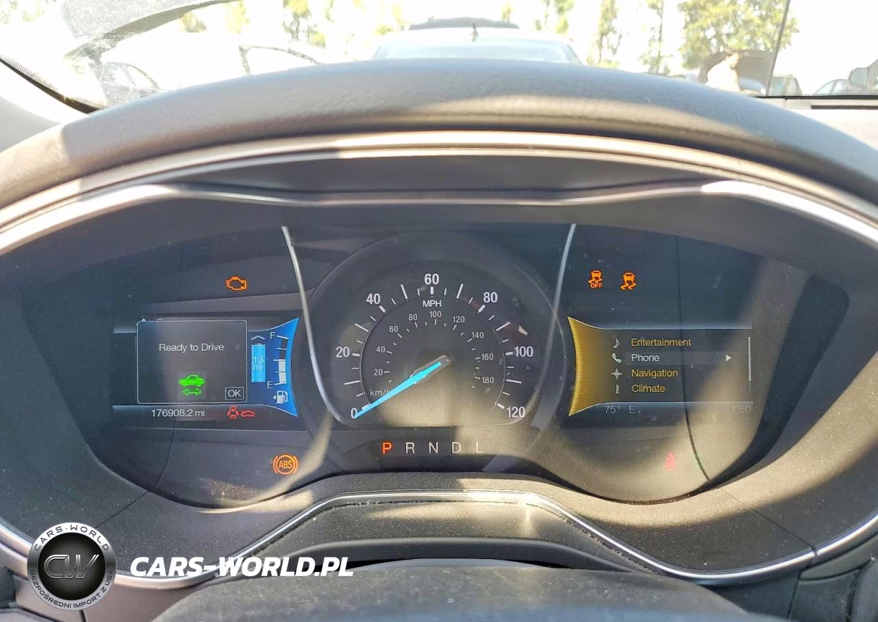 2014 Ford Fusion Se Phev VIN:3FA6P0PU1ER383247 - 9