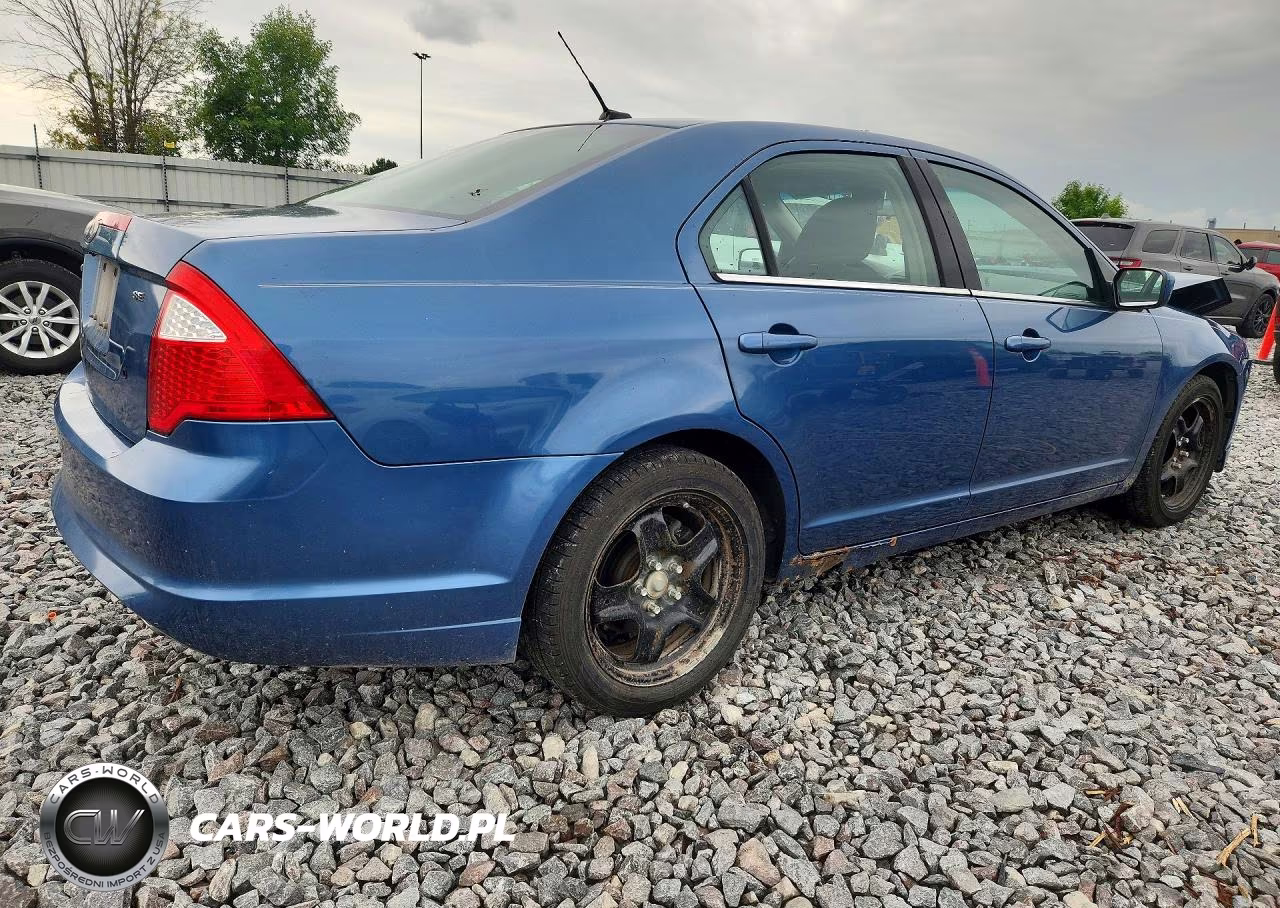 2010 Ford Fusion Se VIN:3FAHP0HA6AR396048 - 3
