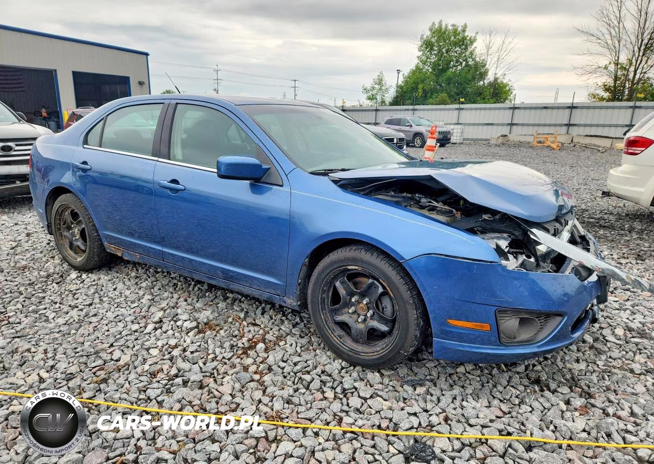 2010 Ford Fusion Se VIN:3FAHP0HA6AR396048 - 4