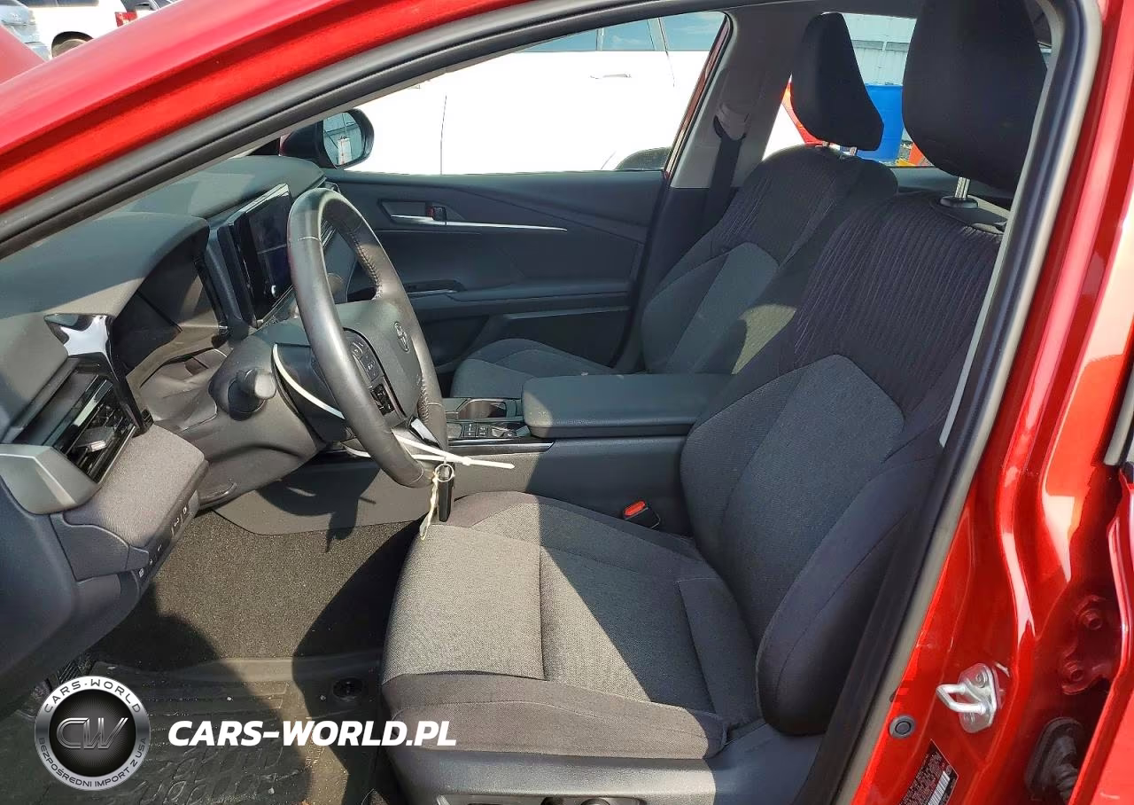2025 Toyota Camry Le VIN:4T1DAACK8SU045776 - 7
