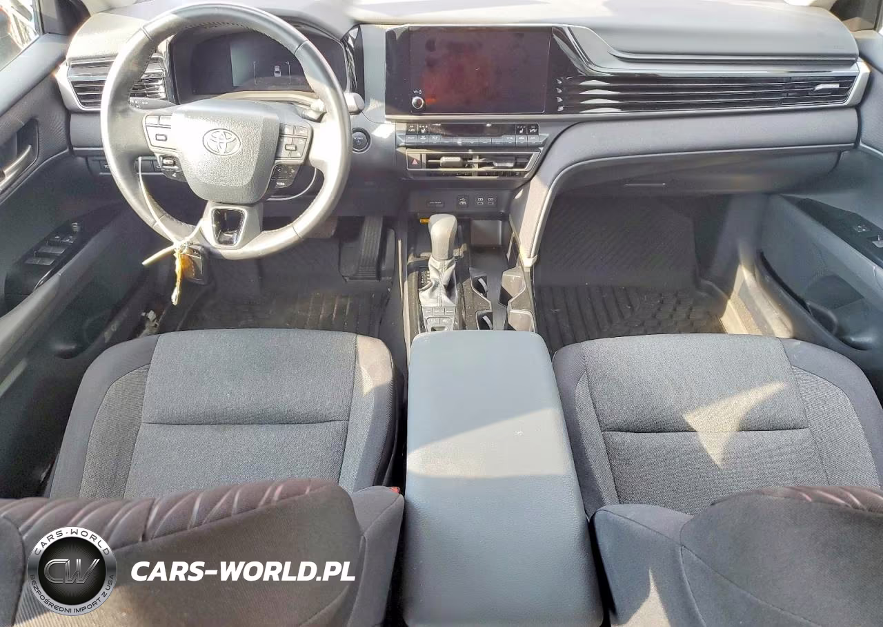 2025 Toyota Camry Le VIN:4T1DAACK8SU045776 - 8