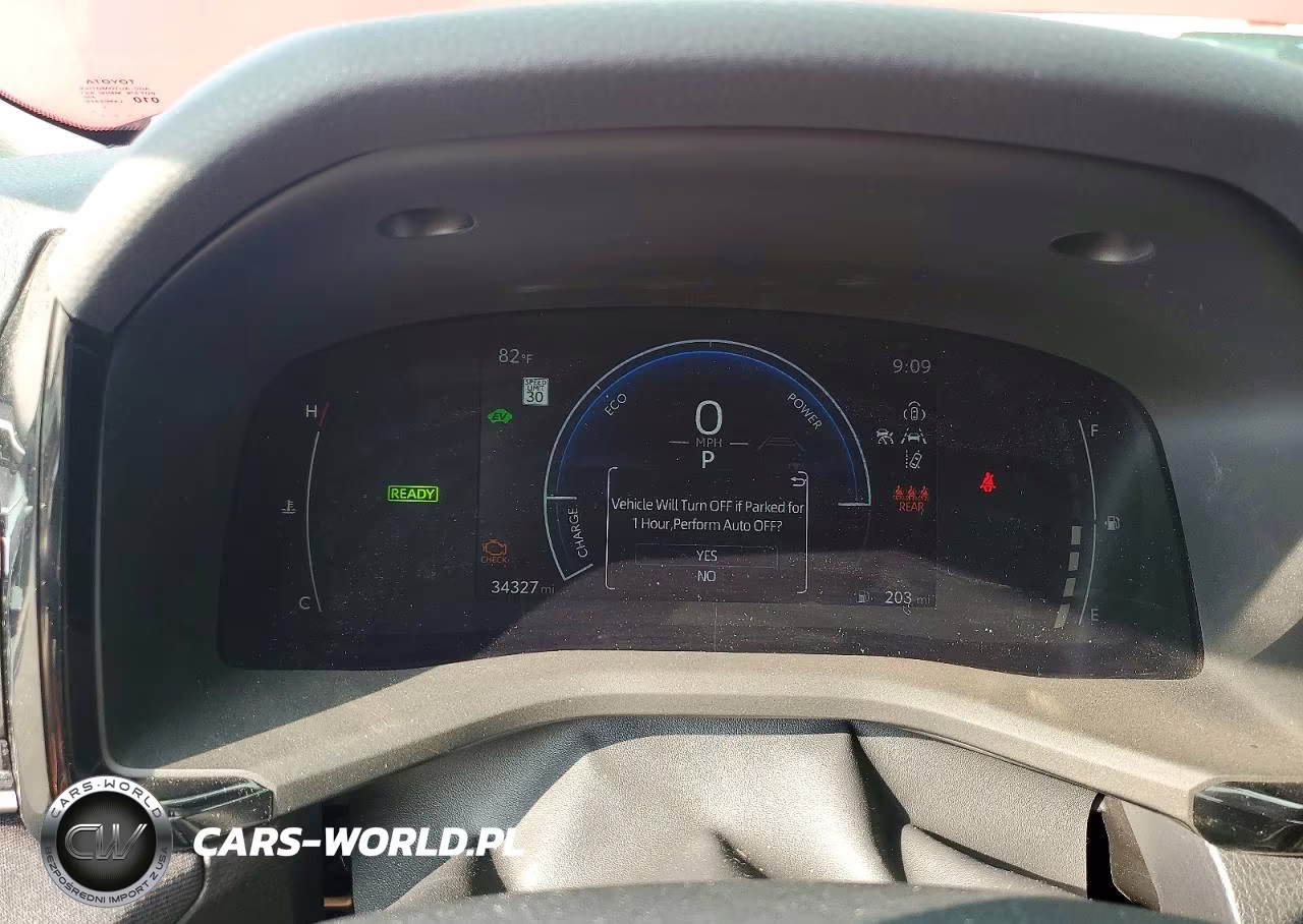 2025 Toyota Camry Le VIN:4T1DAACK8SU045776 - 9