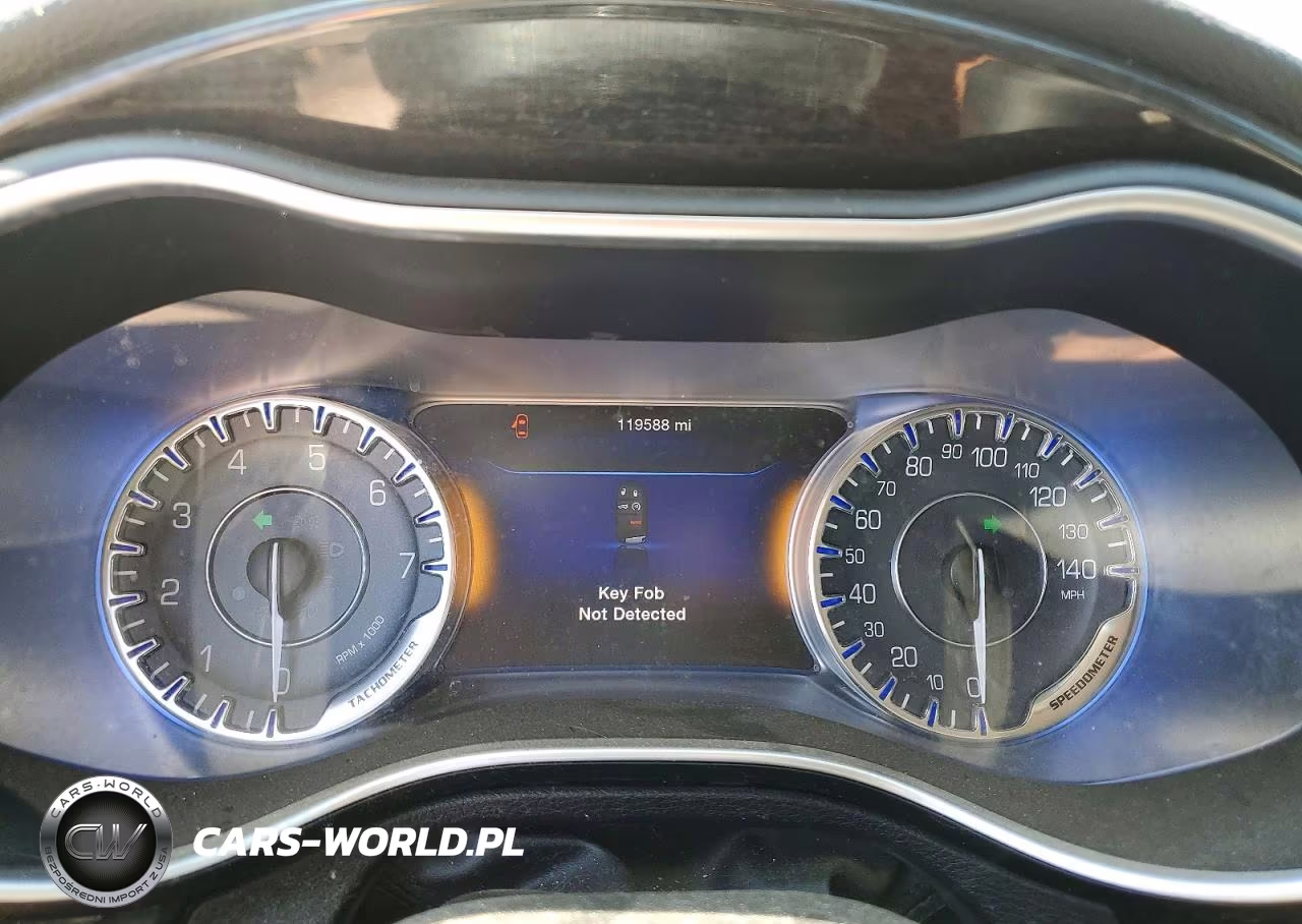2015 Chrysler 200 C VIN:1C3CCCCB4FN500360 - 9