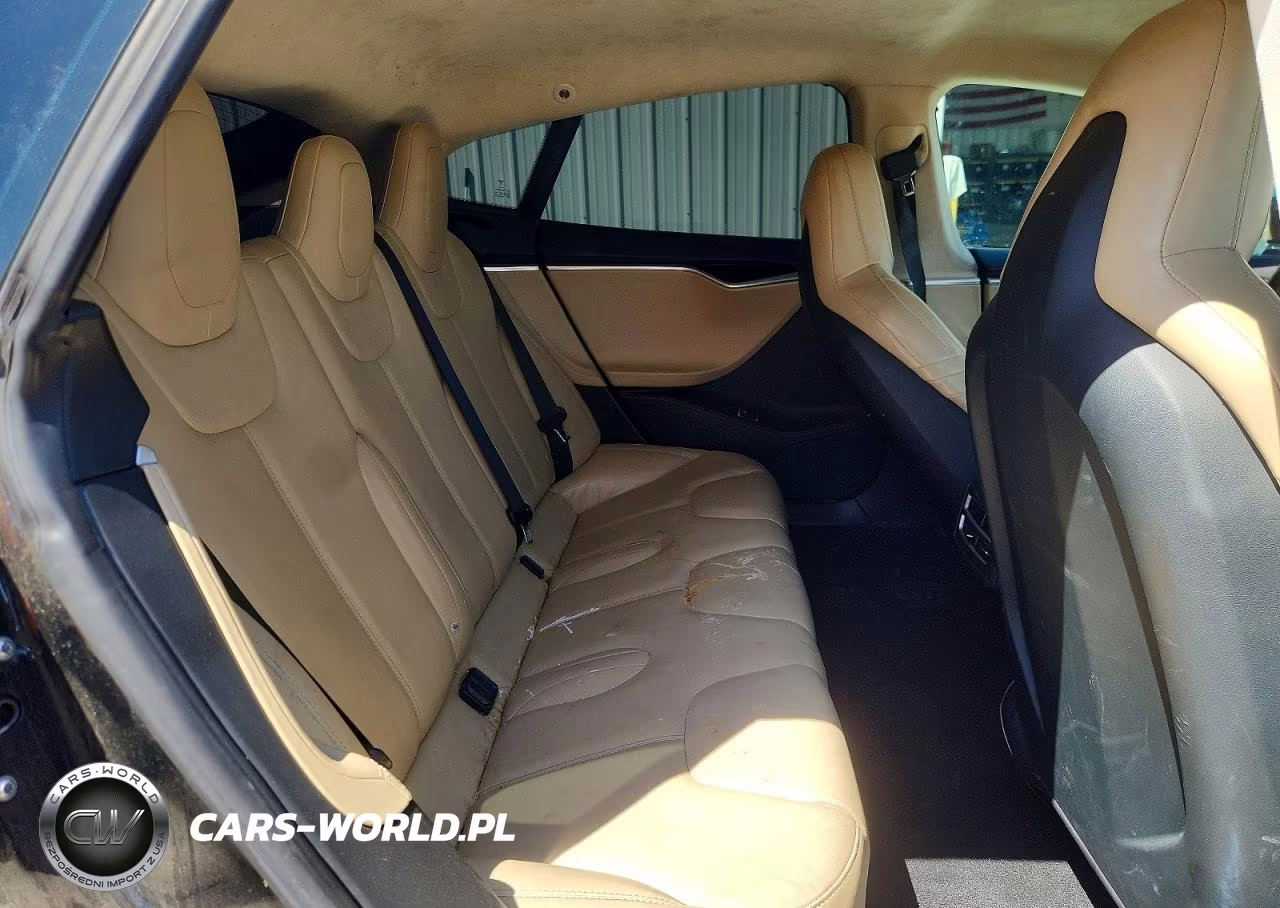 2016 Tesla Model S VIN:5YJSA1E16GF152907 - 10