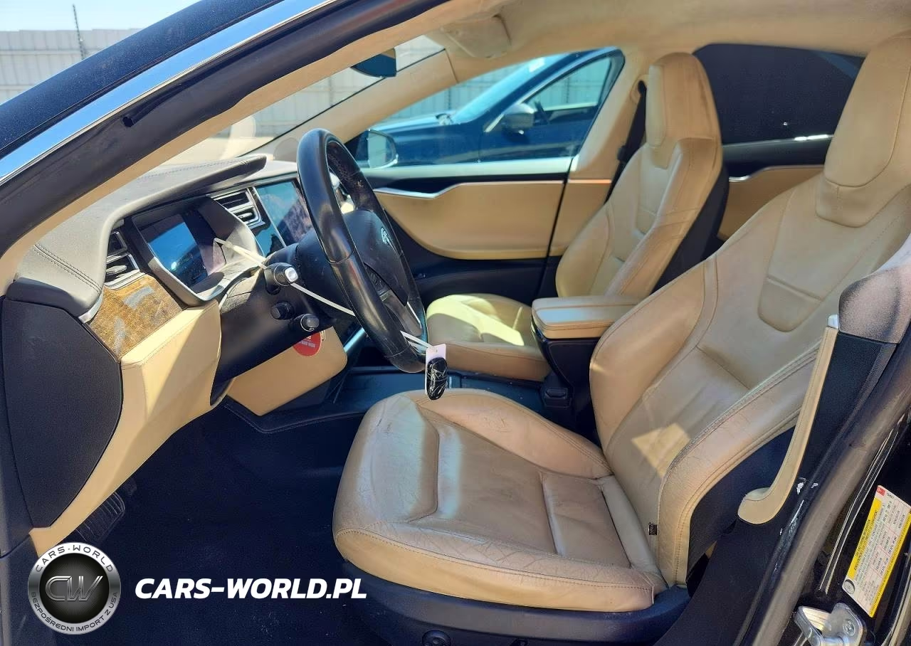 2016 Tesla Model S VIN:5YJSA1E16GF152907 - 7