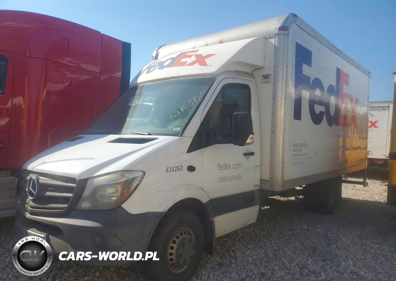 2014 Mercedes-Benz Sprinter Delivery Truck