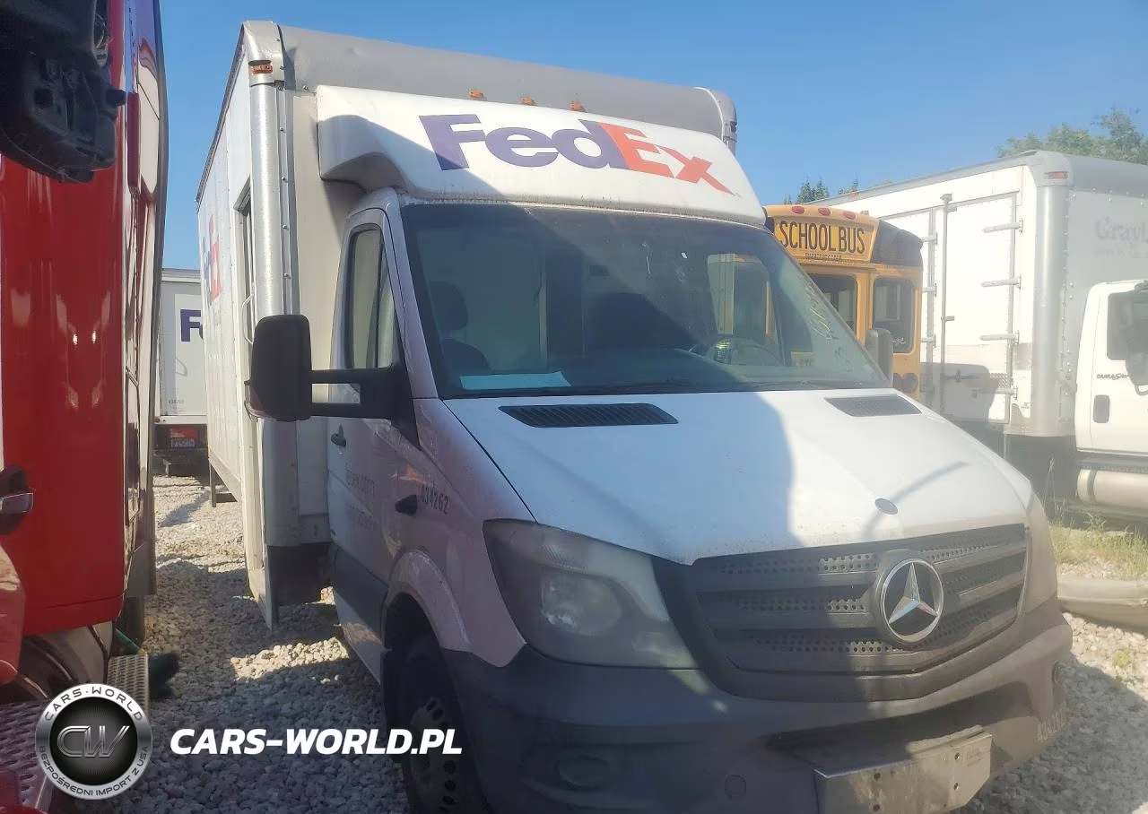 2014 Mercedes-Benz Sprinter Delivery Truck VIN:WDAPF4DC2E9576395 - 4