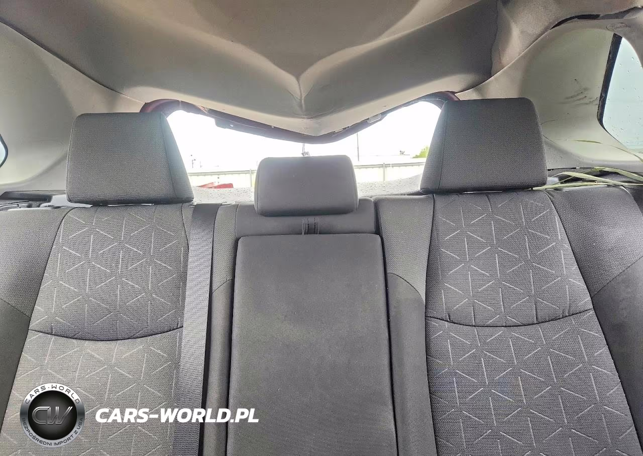 2019 Toyota Rav4 Xle VIN:2T3P1RFV8KW045608 - 10